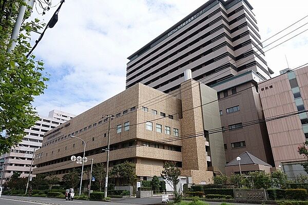 横浜市立大学附属市民総合医療センターまで1756m
