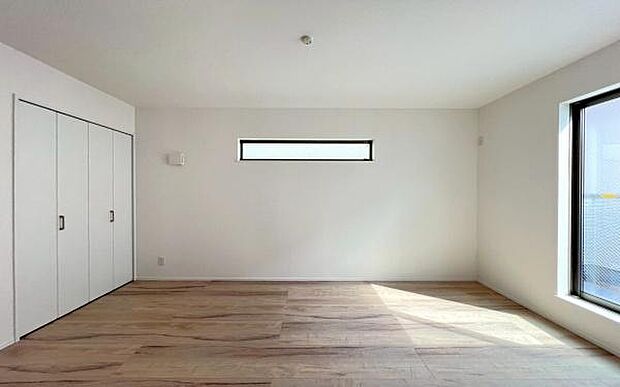 《洋室》 ■型にはまらない多才なプライベートルーム。くつろぎの場としてだけでなく、趣味や仕事のパーソナルスペースとしても活躍する、個の時間をたっぷり楽しめる快適空間です。