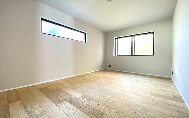 《洋室》　■くつろぎの場としてだけでなく、趣味や仕事のパーソナルスペースとしても活躍する洋室。個の時間をたっぷり楽しめる快適空間です。