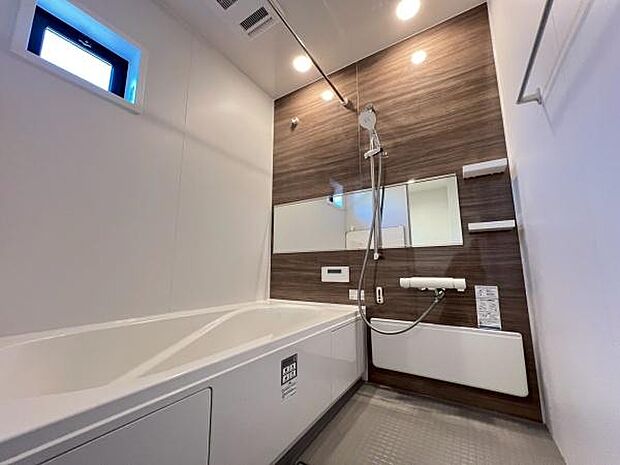 《浴室》 ■ゆったりくつろげる癒しのバスルーム。