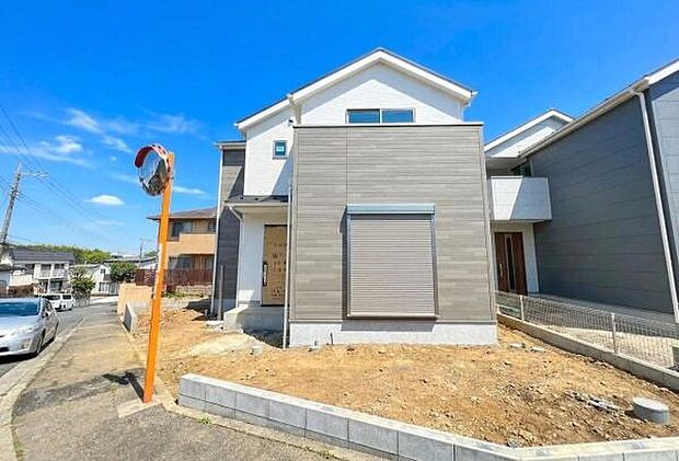 《外観》 ■家族みんなが落ち着ける場所。明るい空間で心も暖か、朝から爽やかな気分。寝る時も包みこまれるようにふんわりと。家にいることが心と体に優しい暖かな暮らし。