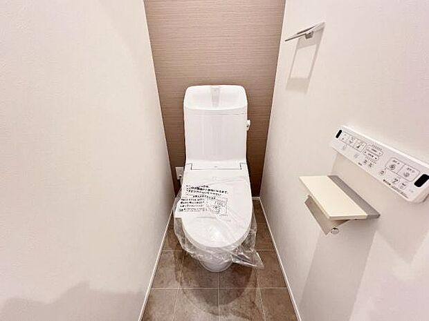 《トイレ》 ■トイレは明るい空間で清潔感があります。