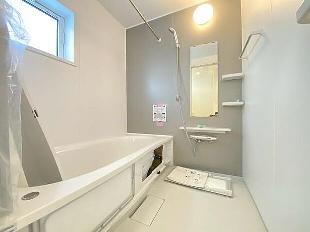 《浴室》　■ゆったりくつろげる癒しのバスルーム。