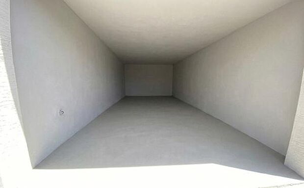 《駐車場》 ■駐車場1台可能(車種による)