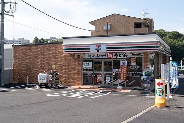 セブンイレブン川崎菅生1丁目店まで813m