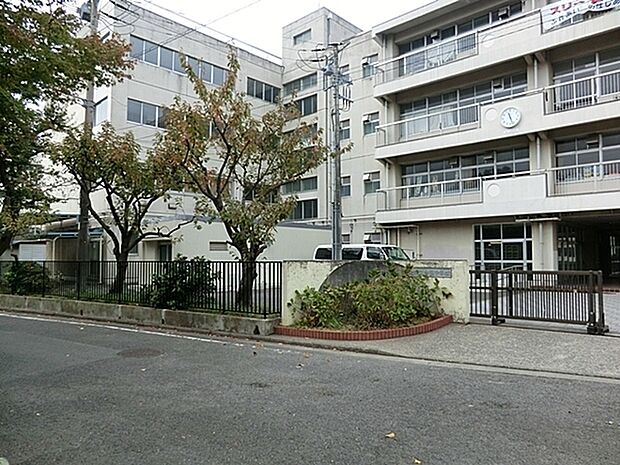 横浜市立今宿中学校まで1792m