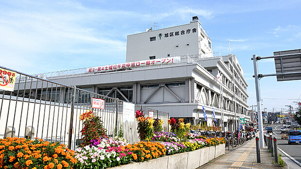 横浜市旭区役所まで854m