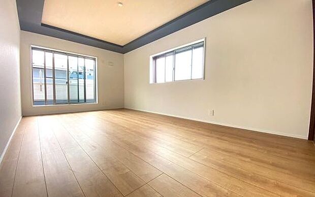 《洋室》 ■くつろぎの場としてだけでなく、趣味や仕事のパーソナルスペースとしても活躍する洋室。個の時間をたっぷり楽しめる快適空間です。大きなクローゼットは趣味の道具をしまっても余るぐらいの大きさです。