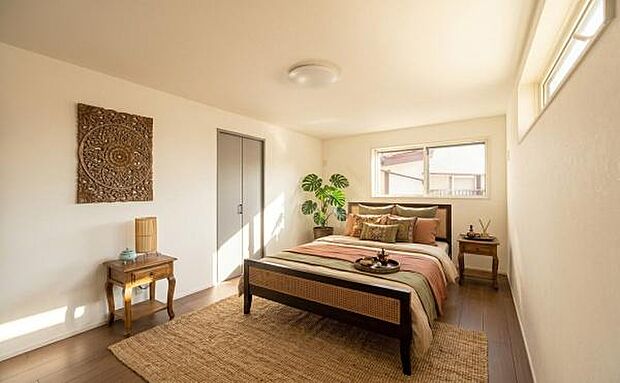 《寝室》 ■本画像はCGで作成しており、実際の現地家具はCGにより消去し本画面を作成しております。また、価格に家具は含まれておりません。