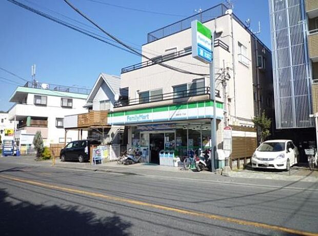 ファミリーマート鎌倉雪ノ下店まで1681m