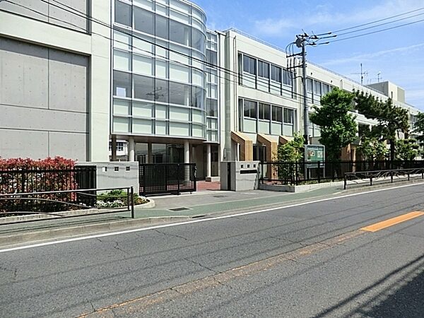 川崎市立橘中学校まで1653m、～学校生活すべての機会を通して、「わかる・できる」が実感できる教育の実践～