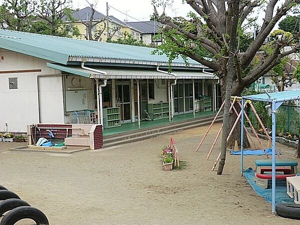 山手保育園まで272m、「のびのび　いきいき　笑顔あふれる保育園」を園目標に、一人一人の子どもを大切にし、安定した生活を送れるようにします。