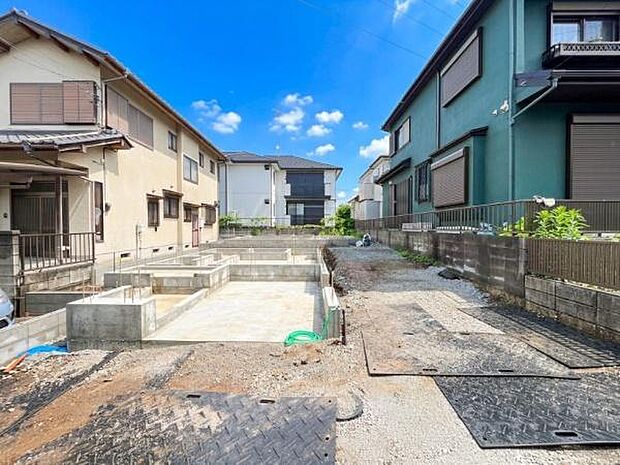 《現地》 さわやかな風が渡りたっぷり陽光がふりそそぐ立地。