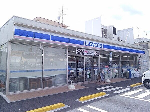 ローソン川崎池上新町二丁目店まで631m
