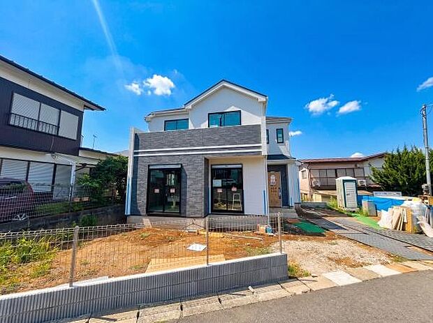 《外観》 ■家族みんなが落ち着ける場所。明るい空間で心も暖か、朝から爽やかな気分。寝る時も包みこまれるようにふんわりと。家にいることが心と体に優しい暖かな暮らし。