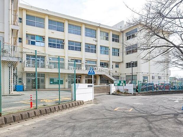 鎌倉市立玉縄中学校まで2072m