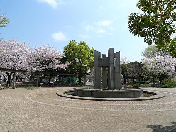 渡田新町公園まで1415m