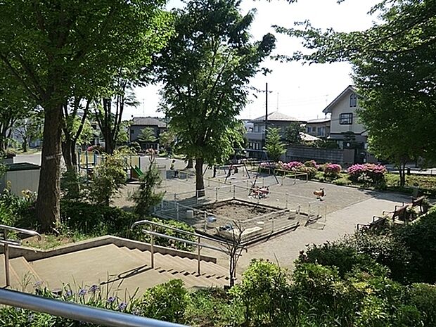 大原西公園まで153m、旭区で活動する大原西公園愛護会が、令和4年緑化推進運動功労者内閣総理大臣表彰を受けました。地域の人々の憩いの場。