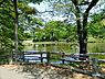 周辺：菊名池公園まで547m、妙蓮寺駅徒歩5分。蓮の浮いた大きな池、広場、そして夏季にはプールもオープンします。ブランコ・すべり台などもあります。