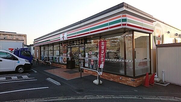 セブンイレブン横浜栄笠間3丁目店まで974m