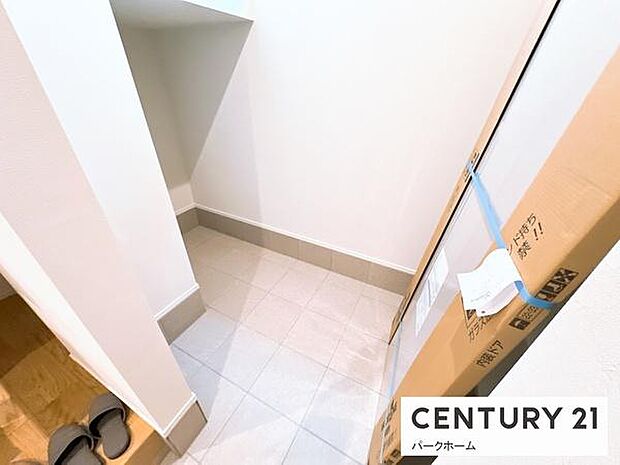 【玄関】収納スペース充実の玄関スペースです!