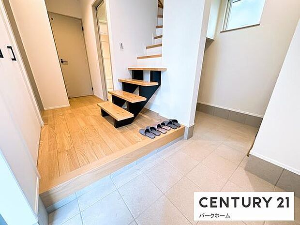 【玄関】あなたのおかえりを明るく迎えますよ!