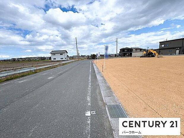 物件前面道路です。