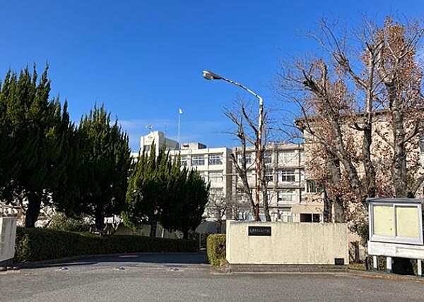 大津市立田上中学校まで4680m