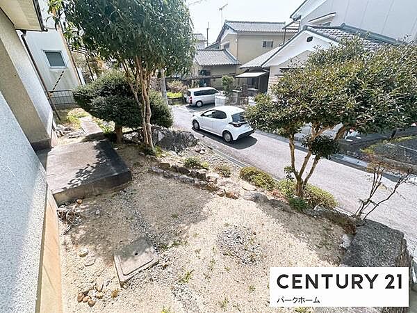 【外観】高台に位置しているため、開放感があります！
