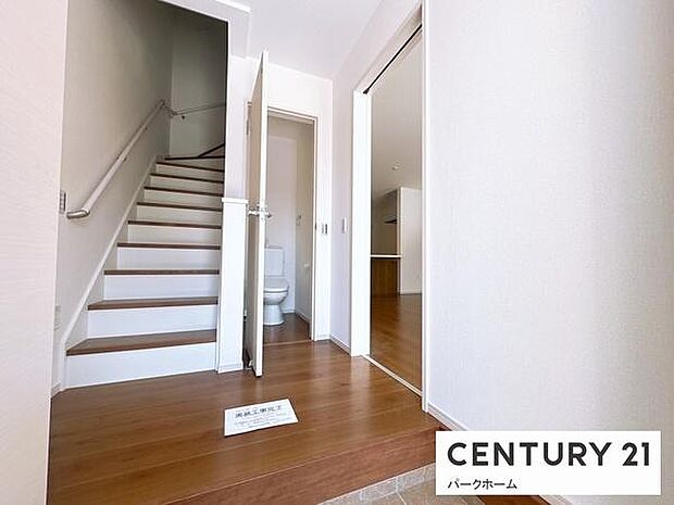 【玄関】あなたのおかえりを明るく迎えますよ!