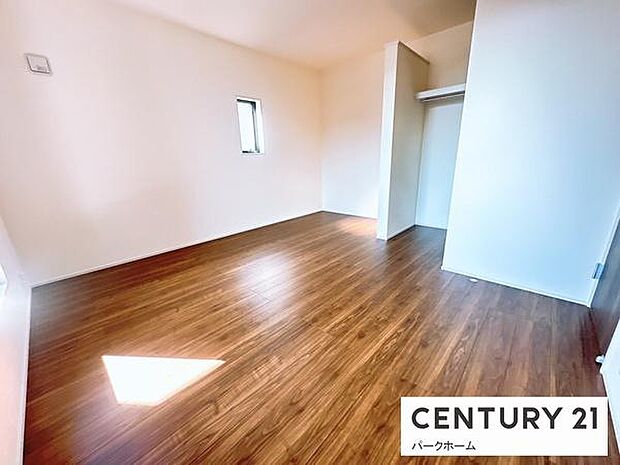 部屋ごとに設けた収納は住みやすさへのこだわり