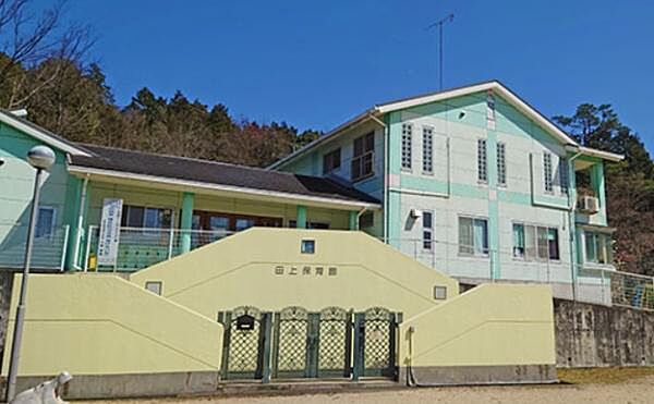 恩徳寺会 田上保育園まで430m、定員：60名　開所時間（平日）7:00～19:00（土曜）8:00～7:00　受入年齢　生後57日～