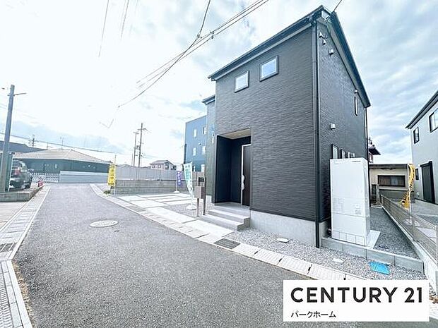 玄関を奥まらせたプライバシー配慮