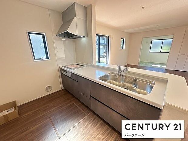 【キッチン】使い勝手と機能性を両立した快適キッチンです!