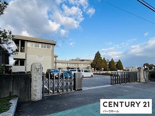 守山市立河西小学校まで1200m