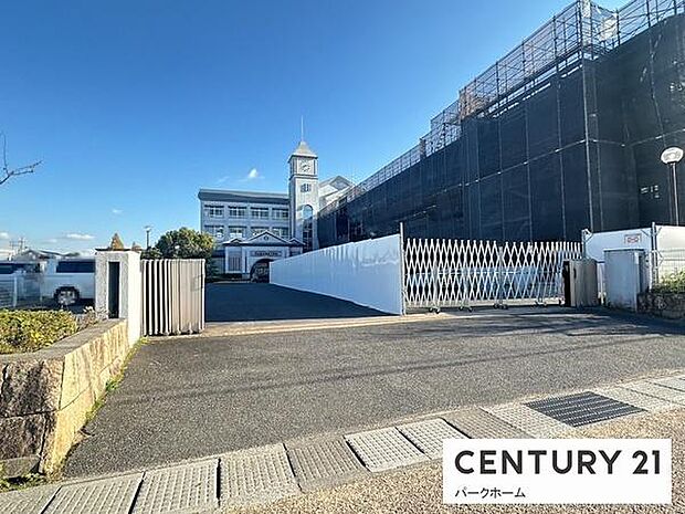 守山市立速野小学校まで1459m