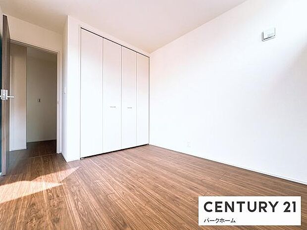 部屋ごとに設けた収納は住みやすさへのこだわり