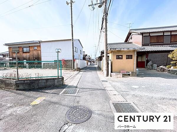 【前面道路】現地の前の道です！