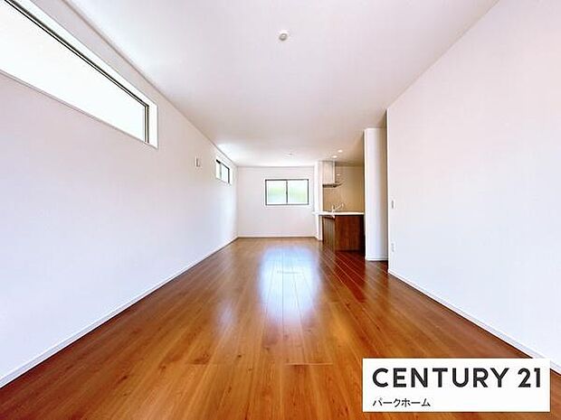 エレガントで落ち着きと重厚感のある雰囲気をイメージしたリビング