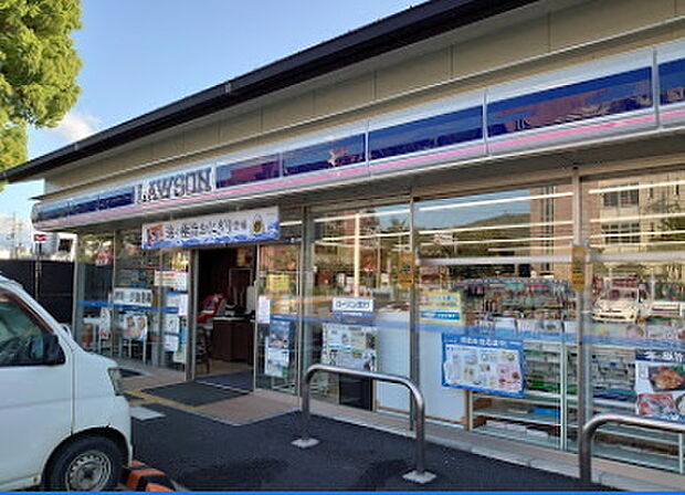 ローソン大津南郷1丁目店まで800m、24時間営業