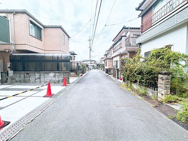 【前面道路】現地の前の道です!