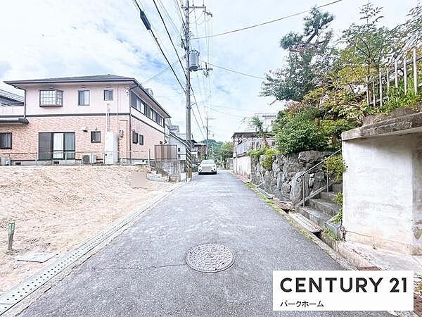 【前面道路】現地の前の道です！