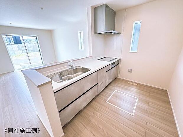 【キッチン】使い勝手と機能性を両立した快適キッチンです!