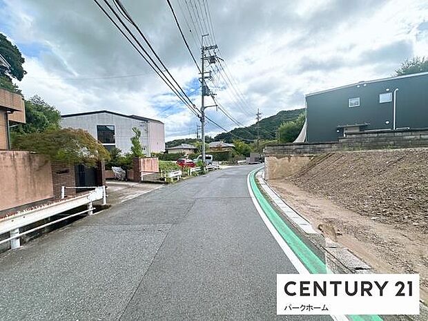 住宅街の落ち着いたロケーション。