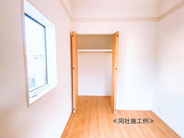 【収納】各居室に収納スペース付!