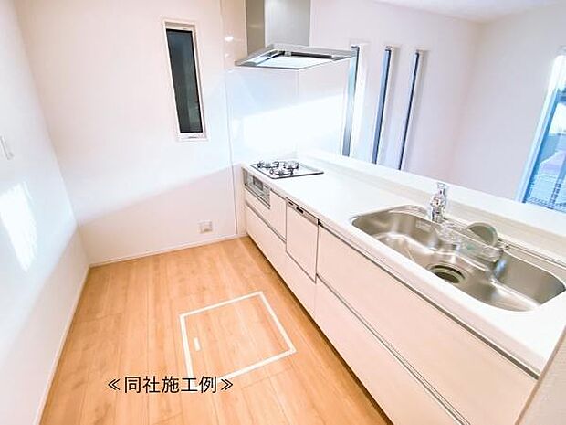 【キッチン】使い勝手と機能性を両立した快適キッチンです!