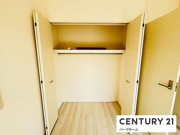 【収納】各居室に収納スペース付