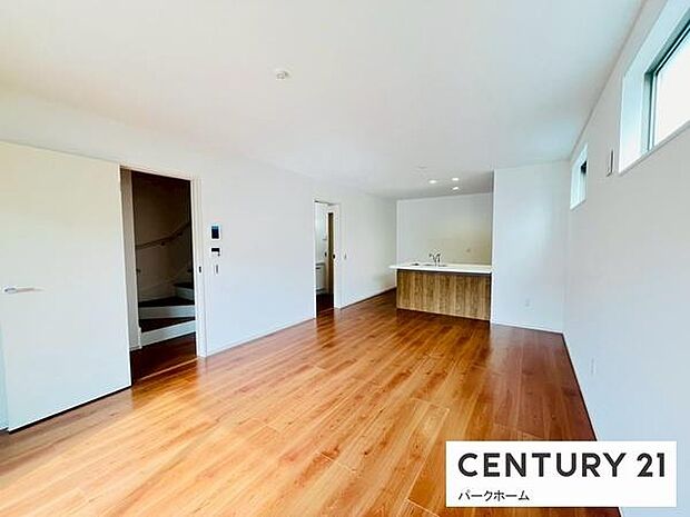 くつろぎと家事を両立する、見渡しの良いLDK