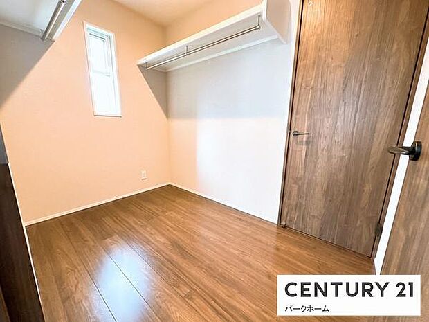 【収納】出し入れしやすく、開放感、通気性のあるオープンクローゼット！おしゃれな見せる収納も