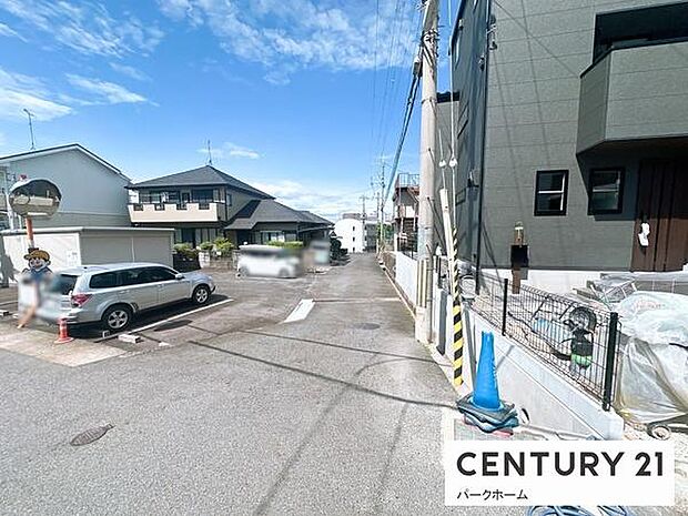 【前面道路】現地の前の道です！